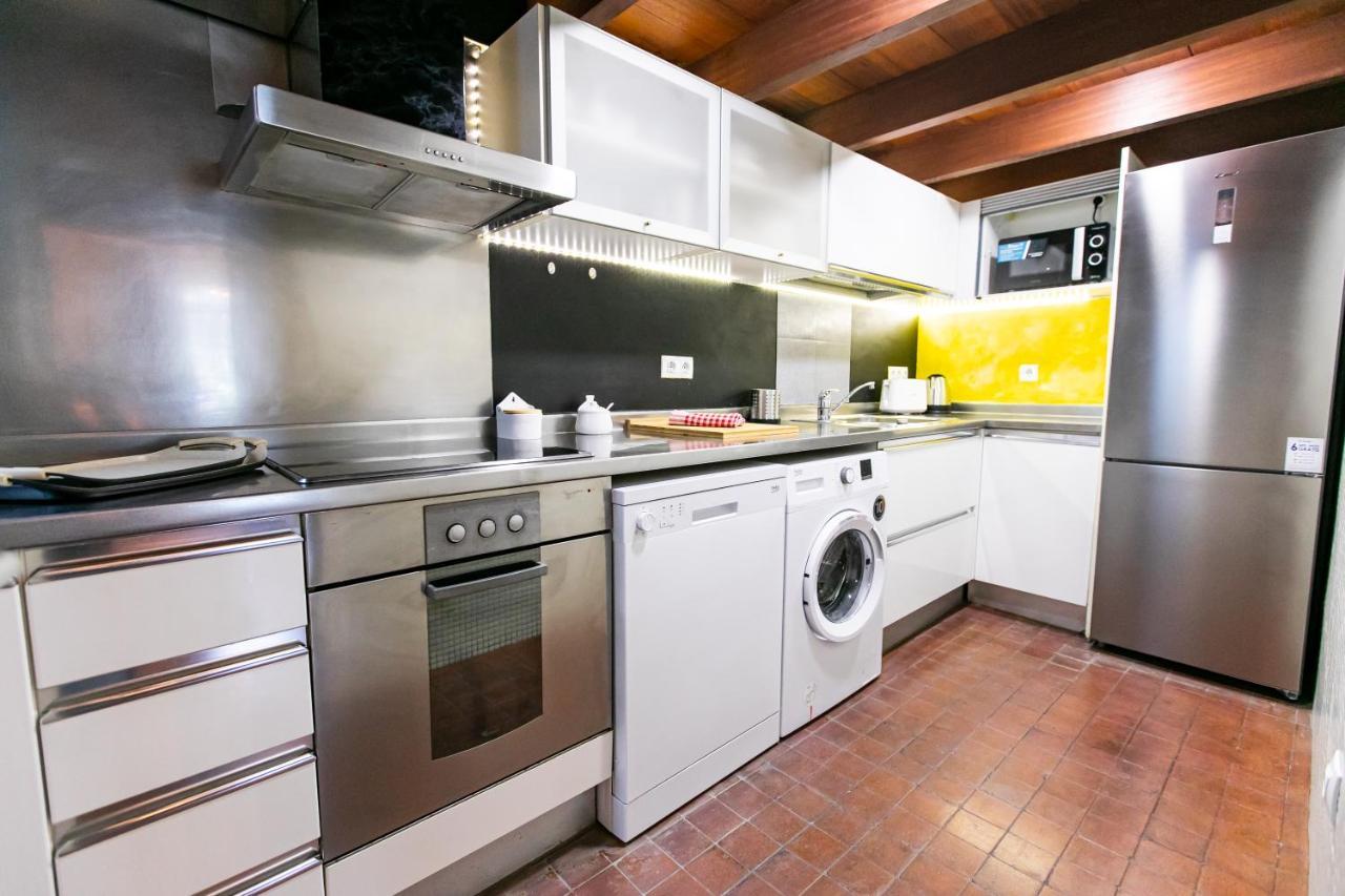 Apartamento 3 Dormitorios En Calle San Vicente. Seville Exterior photo